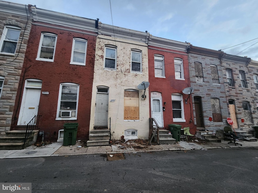 2552 Boyd St, Baltimore, MD 21223 - photo 1