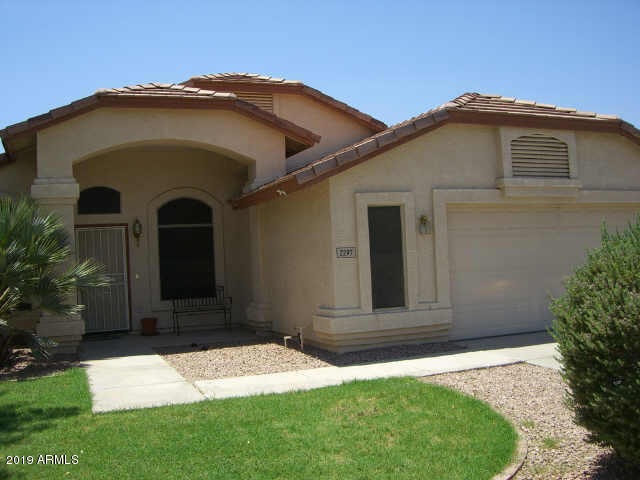 2297 E Willow Wick Rd, Gilbert, AZ 85296 - photo 1