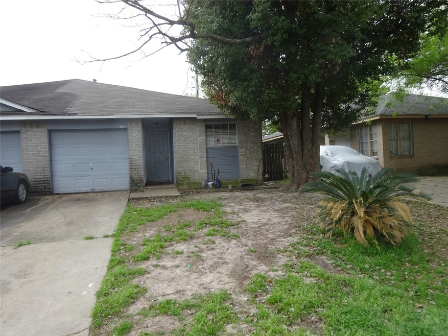6805 Greenyard Dr, Houston, TX 77086 - photo 1