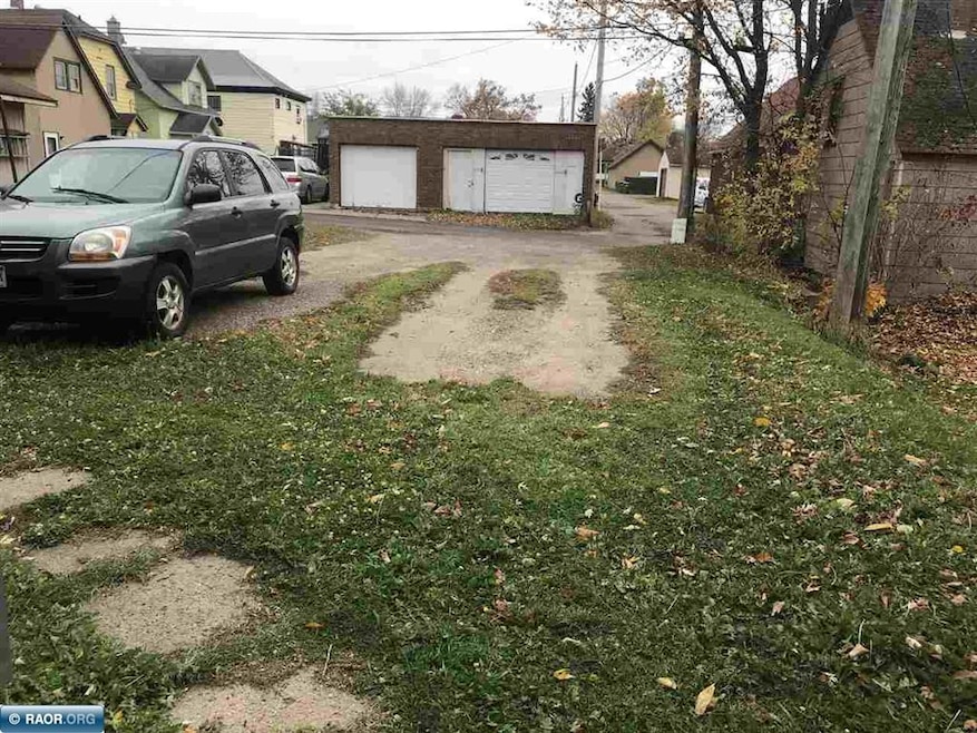 1213 E 13th St, Hibbing, MN 55746 - photo 1