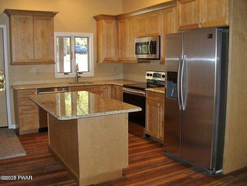 116 B Snowball Ln unit 116B, Tafton, PA 18464 - photo 1