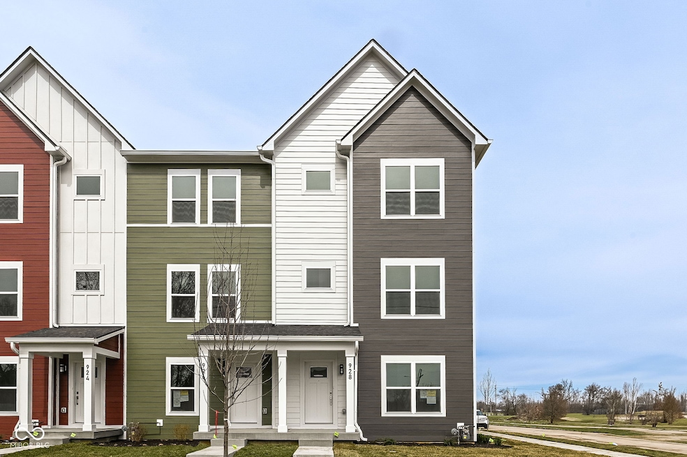 928 E 24th St, Indianapolis, IN 46205 - photo 1