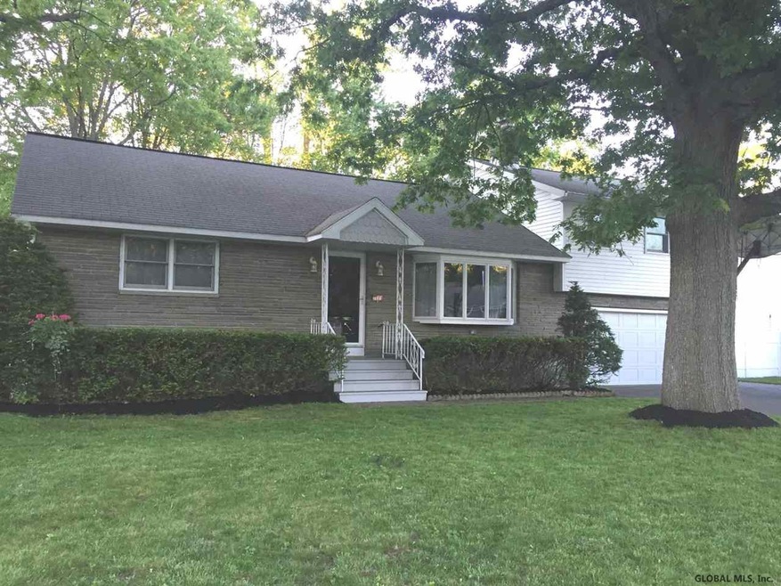 2173 Robinwood Ave, Schenectady, NY 12306 - photo 1