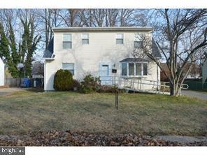605 Smith Ln, Mount Holly, NJ 08060 - photo 1
