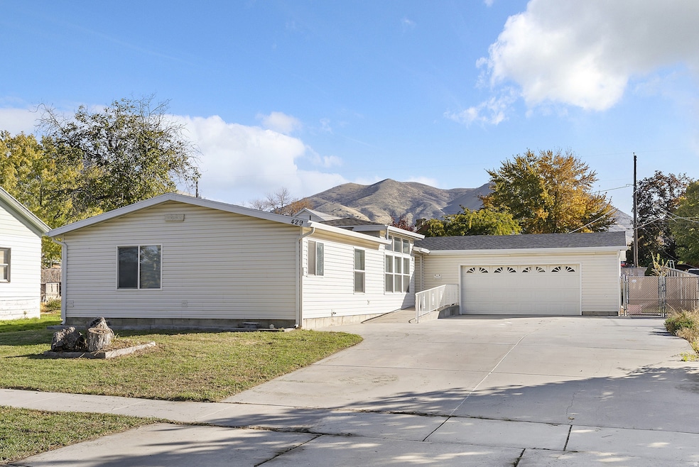 429 S 300 W, Brigham City, UT 84302 - photo 1