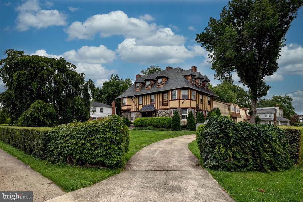 127 S Wycombe Ave, Lansdowne, PA 19050 - photo 1