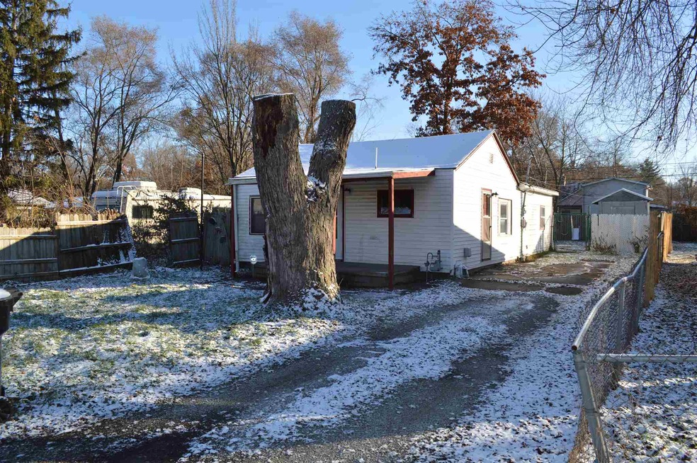 52714 Ida St, South Bend, IN 46637 - photo 1