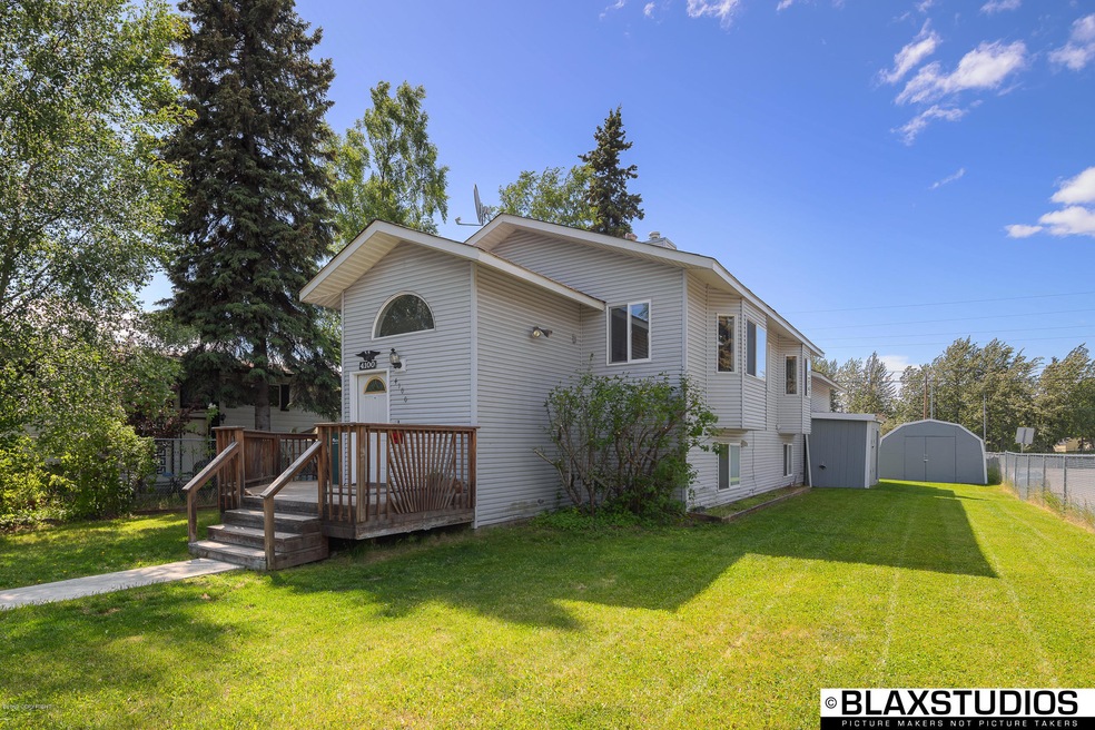 4100 Hayes St, Anchorage, AK 99503 - photo 1