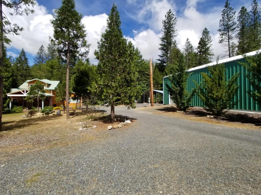 6005 Pleasant Creek Rd, Rogue River, OR 97537 - photo 1