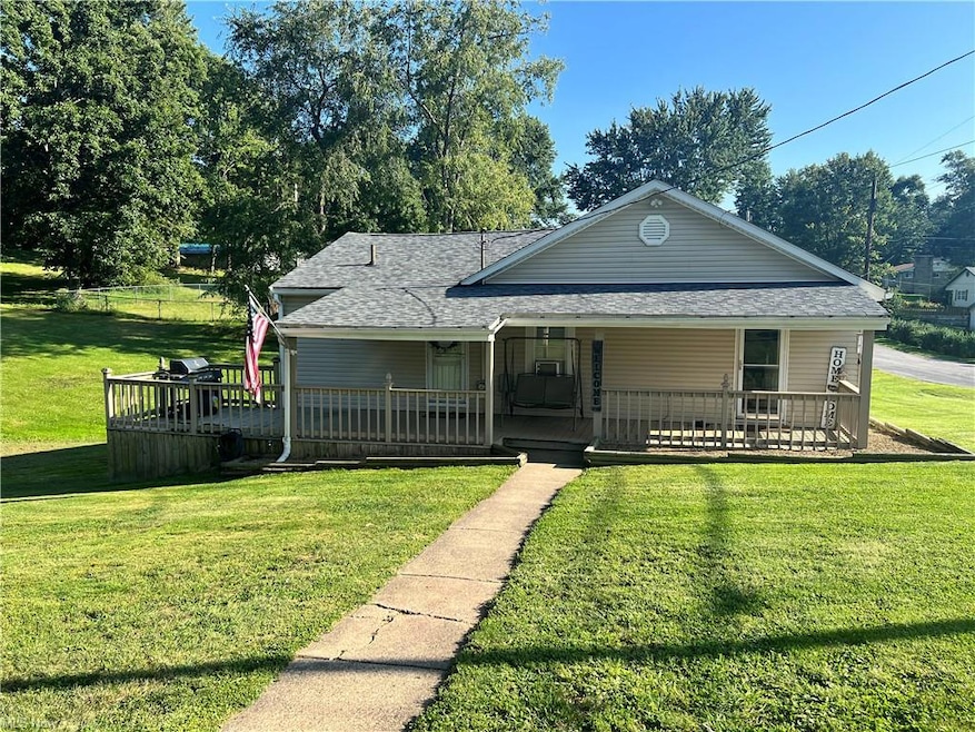 16090 Martha St, East Liverpool, OH 43920 - photo 1