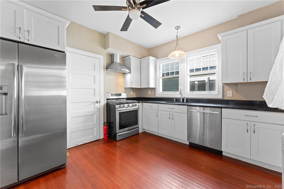 452 Willow St, Waterbury, CT 06710 - photo 1