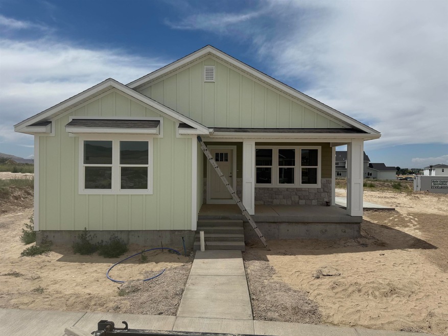 For Sale $414,900 • Co-Listing Agent