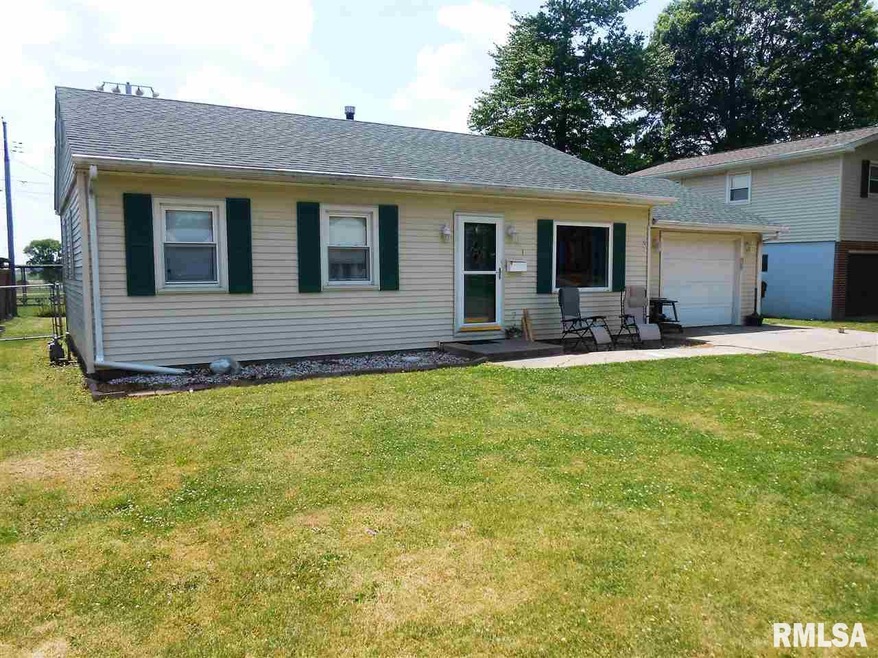 201 Nugent Place, Lincoln, IL 62656 - photo 1