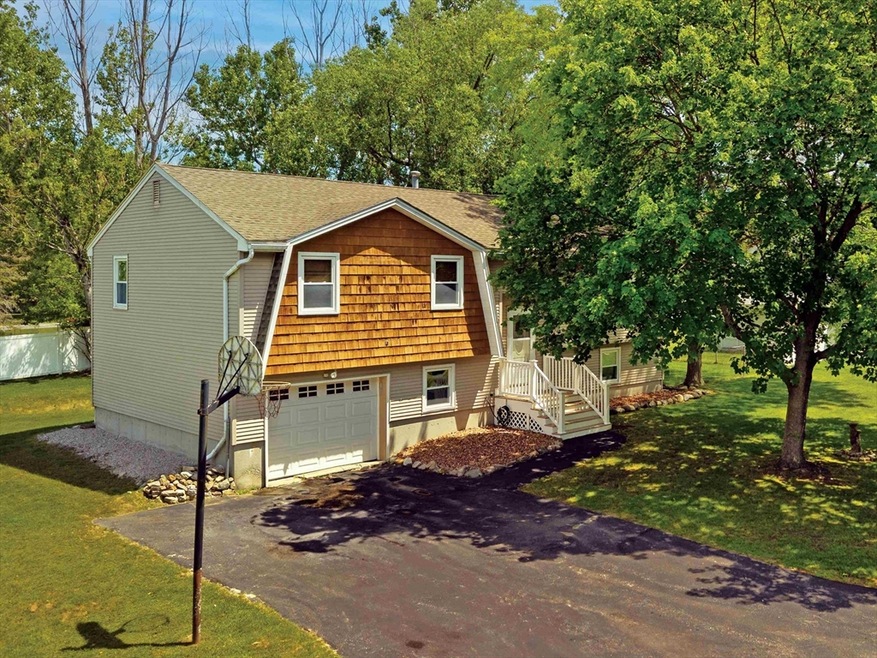 7 Wintergreen Cir, Methuen, MA 01844 - photo 1