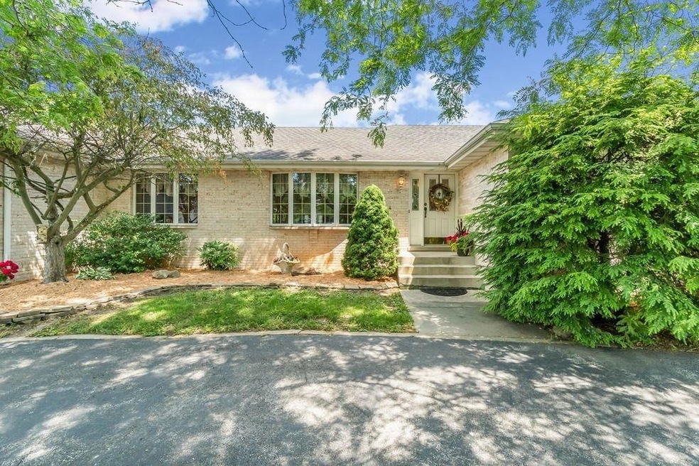 7984 W 82nd Ct, Crown Point, IN 46307 - photo 1