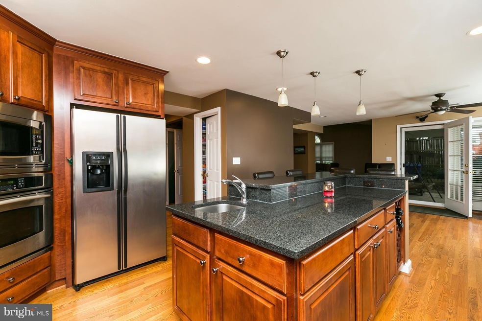 4410 Jones Bridge Rd, Bethesda, MD 20814 - photo 1