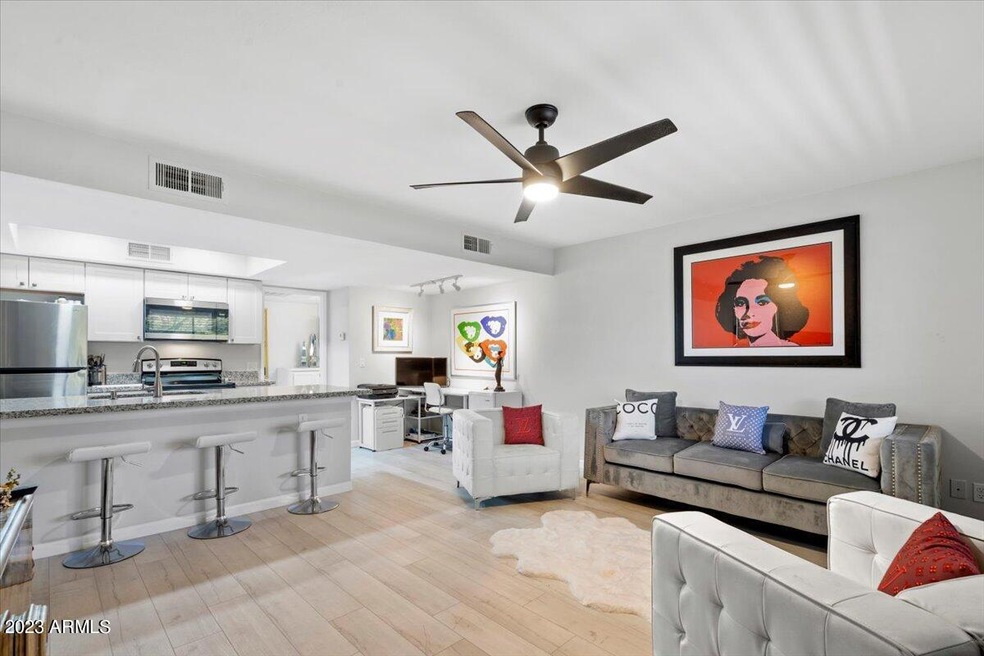 05-Living Room