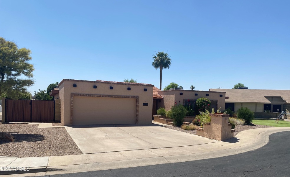 1366 W Nopal Ave, Mesa, AZ 85202 - photo 1