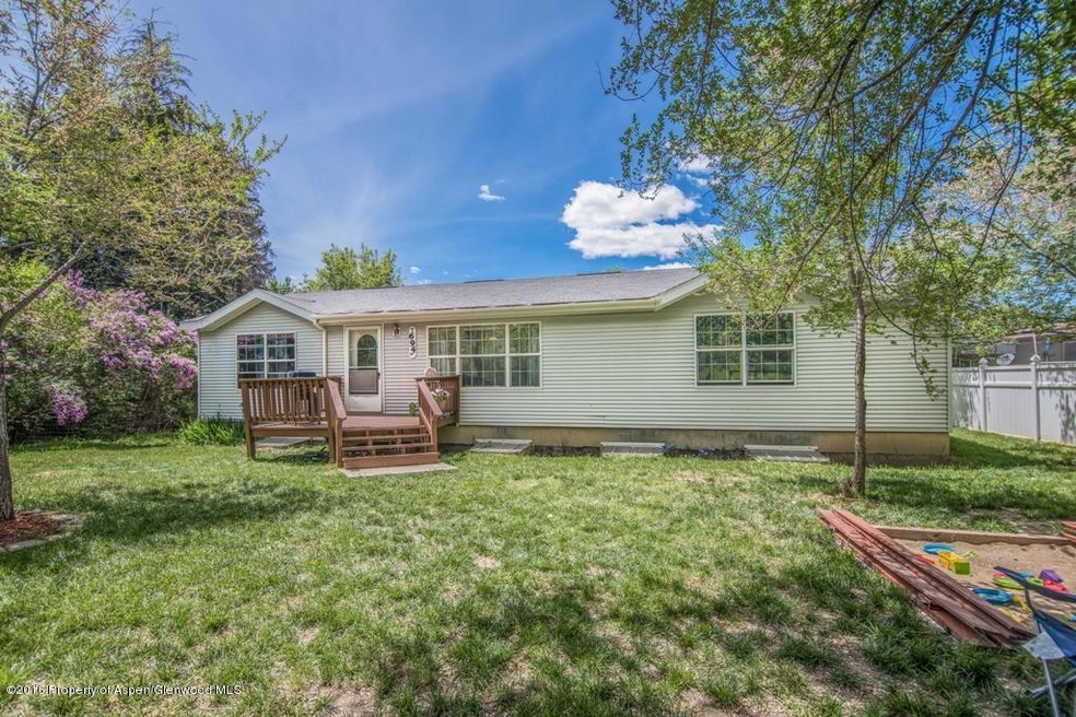 694 Colorado St, Craig, CO 81625 - photo 1