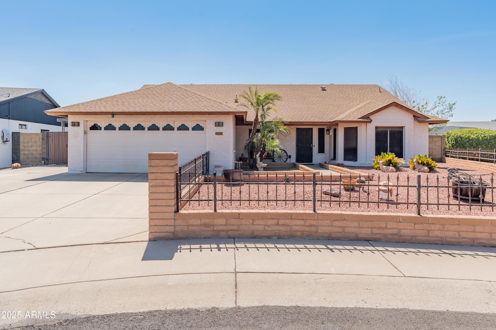 15250 N 65th Ave-31