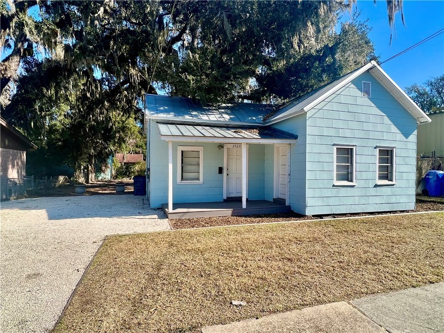 2524 Norwich St, Brunswick, GA 31520 - photo 1