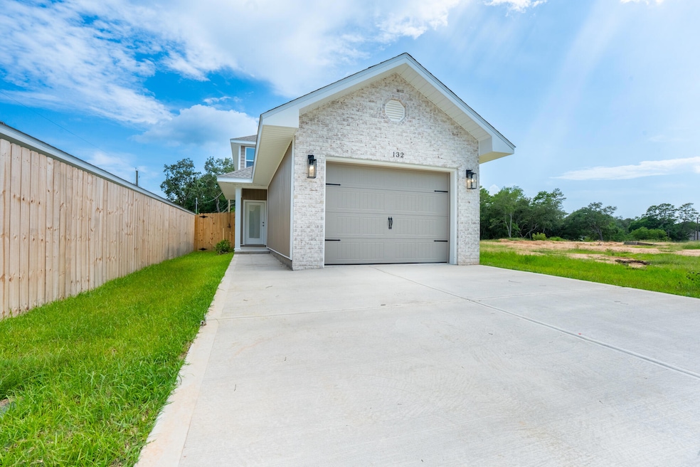 110 2nd Ave, Shalimar, FL 32579 - photo 1