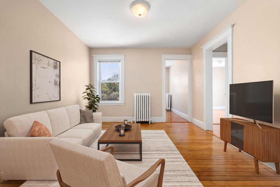 47 Chapel St unit 19, Norwood, MA 02062 - photo 1