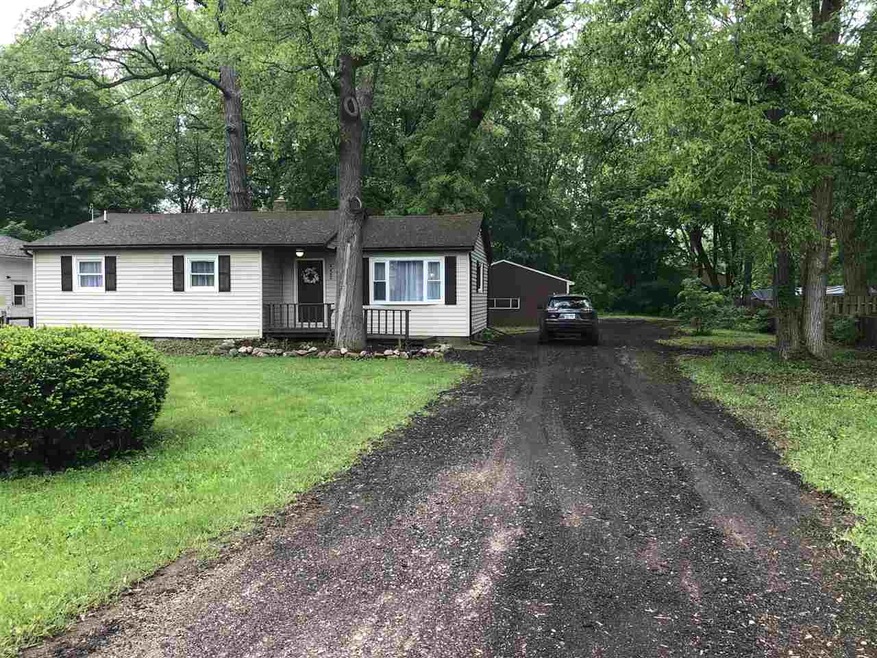 4484 Winters Dr, Flint, MI 48506 - photo 1