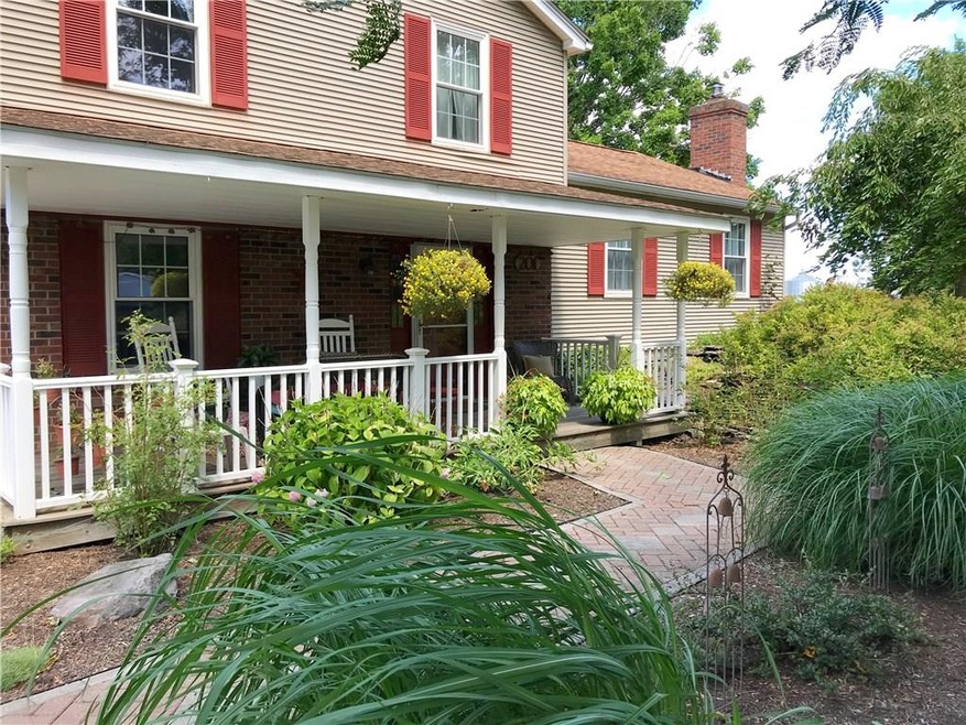 201 Bittersweet! Premier private lot in back of ne