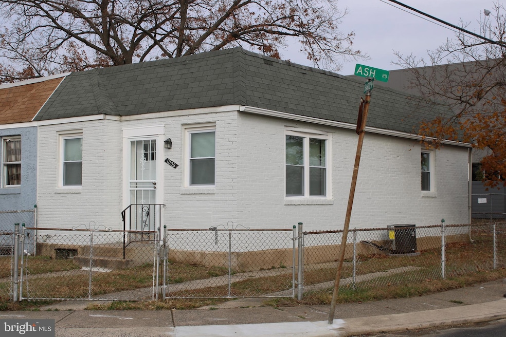 1039 Barker Rd, Sharon Hill, PA 19079 - photo 1