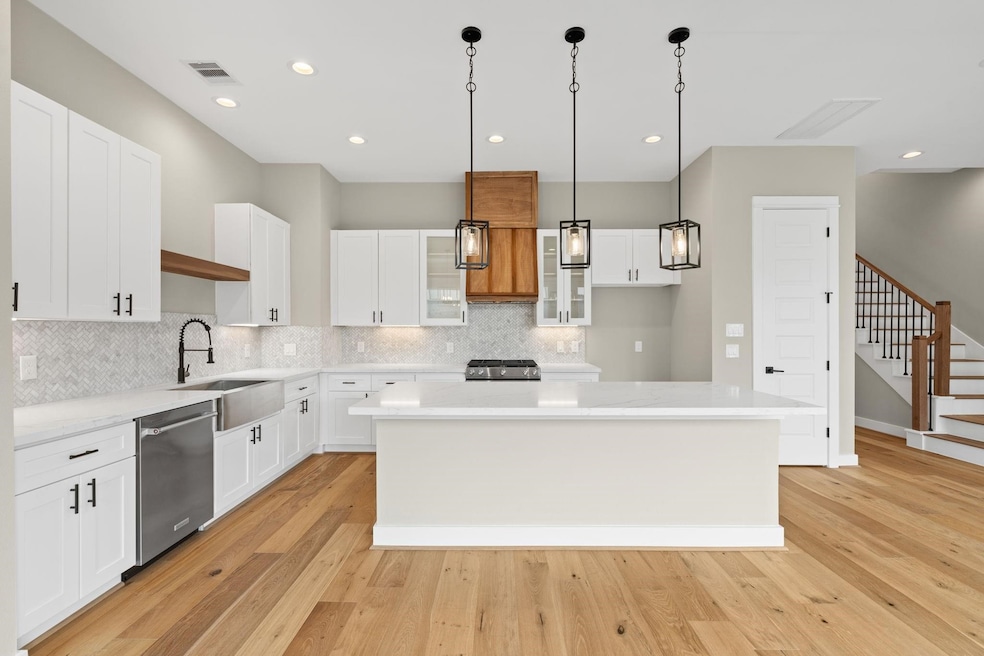 Sold • Co-Listing Agent