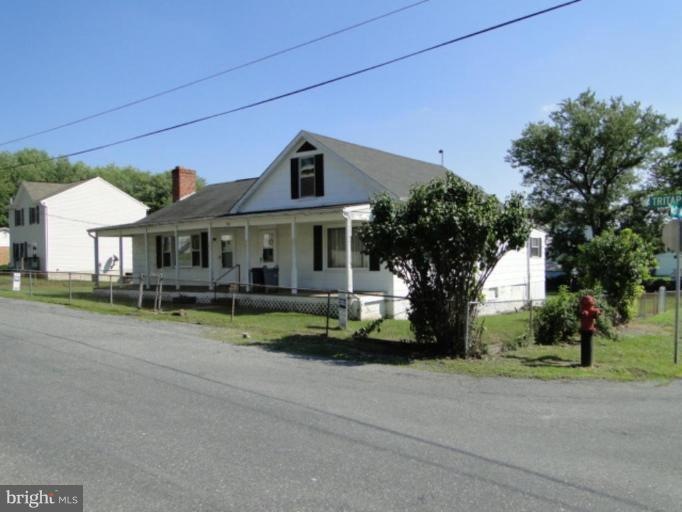 801 Tritapoe Dr, Knoxville, MD 21758 - photo 1