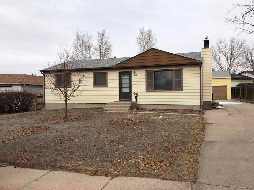 4312 E 8th St, Cheyenne, WY 82001 - photo 1