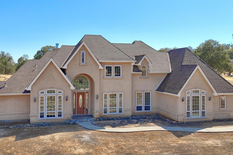 Sold $825,000