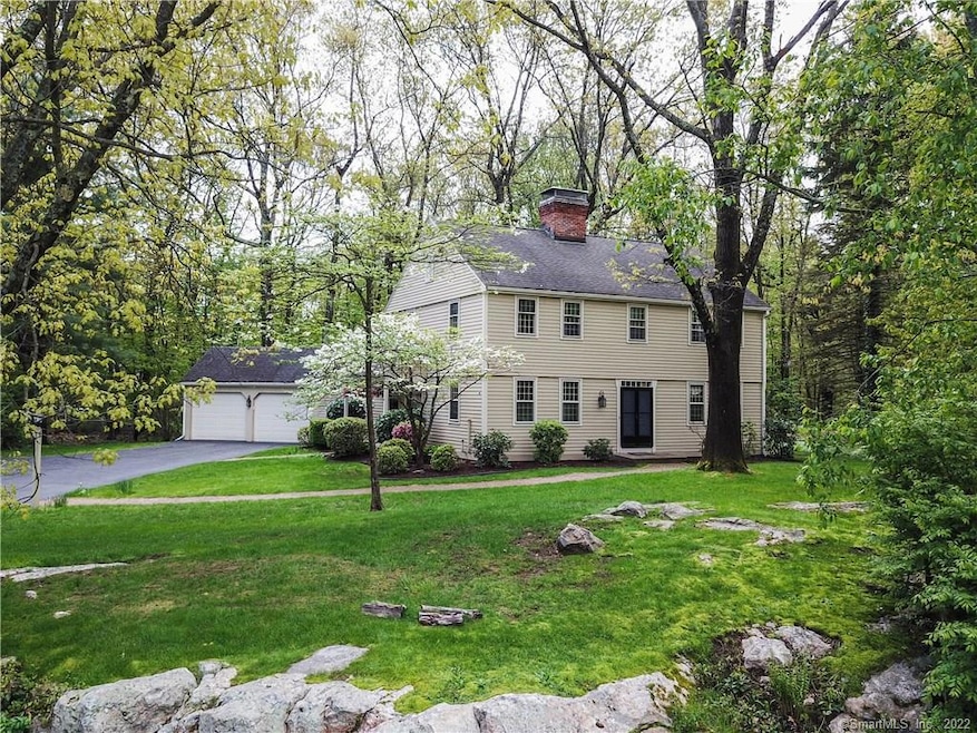 137 FarMcLiff Dr, Glastonbury, CT 06033 - photo 1