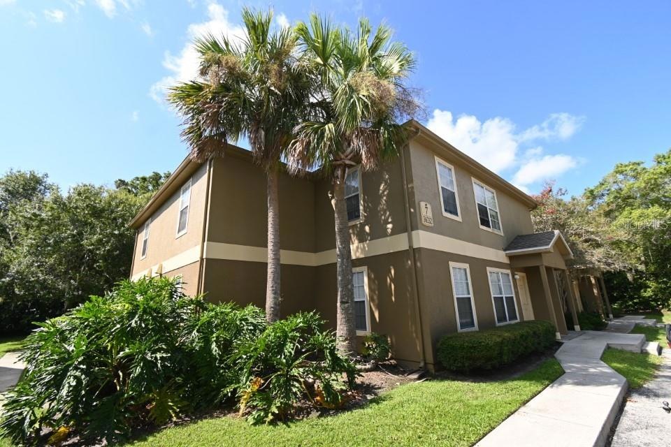 36232 Misty Oak Dr unit 203, Zephyrhills, FL 33541 - photo 1