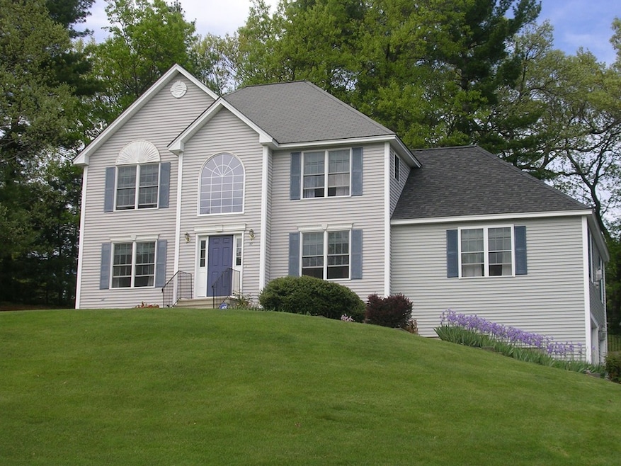 37 Hidden Rd, Dracut, MA 01826 - photo 1