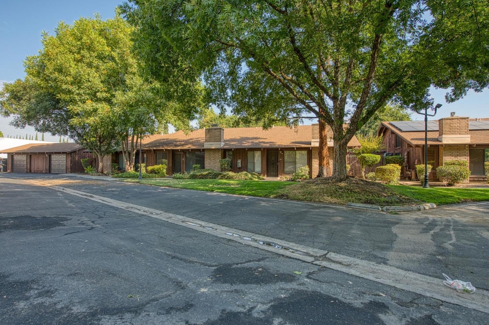 4871 E Butler Ave unit 102, Fresno, CA 93727 - photo 1