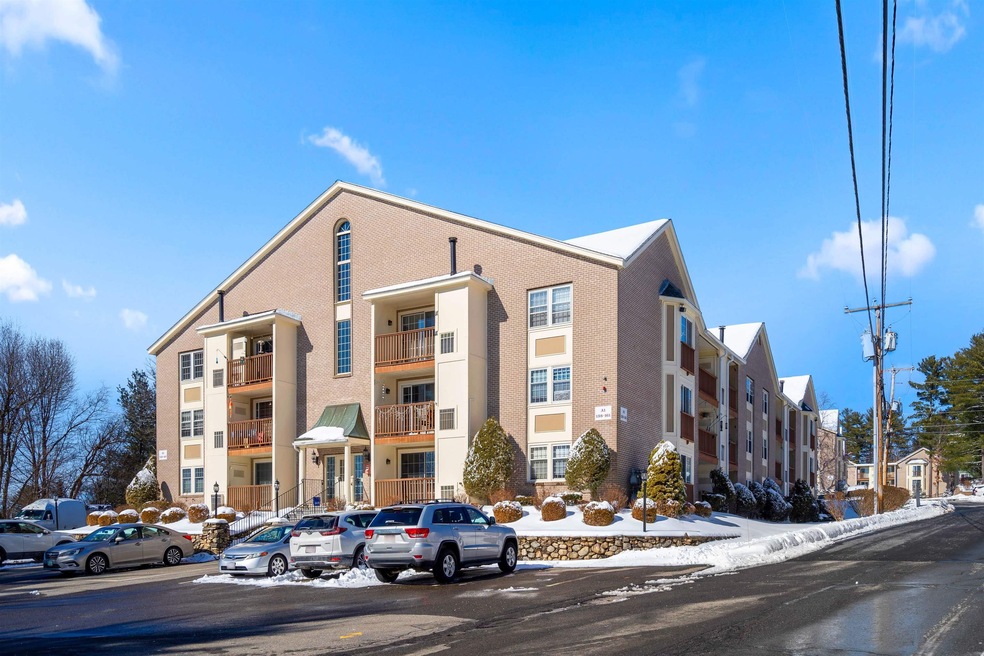 143 Cannongate III, Nashua, NH 03063 - photo 1