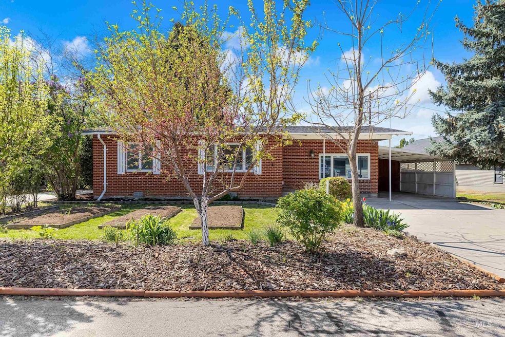 Sold • Co-Listing Agent