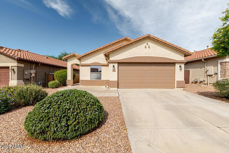 4542 W Stoneman Dr unit 1, Phoenix, AZ 85086 - photo 1