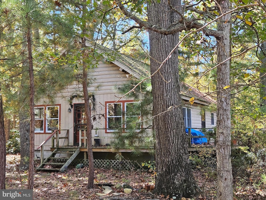 Under Contract $318,000