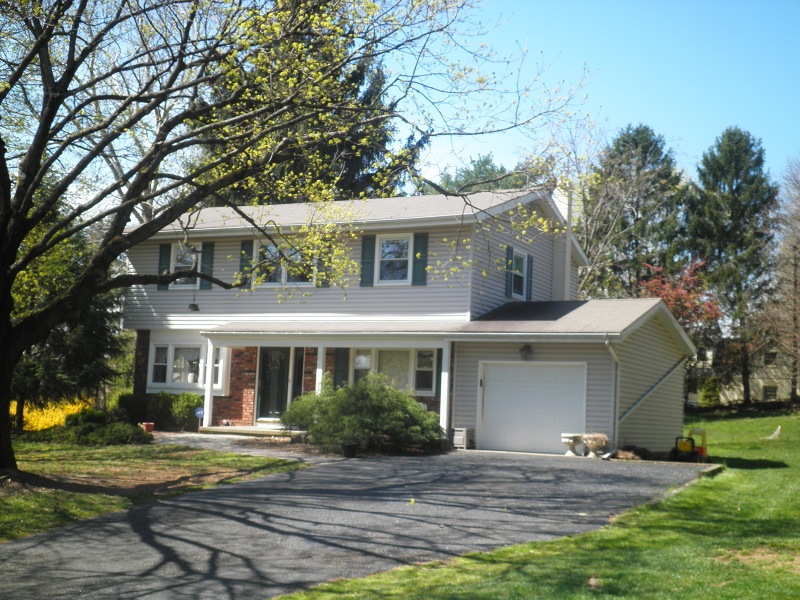 11 Highfields Rd, Clinton, NJ 08809 - photo 1