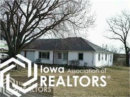 2506 W 62nd St S, Newton, IA 50208 - photo 1