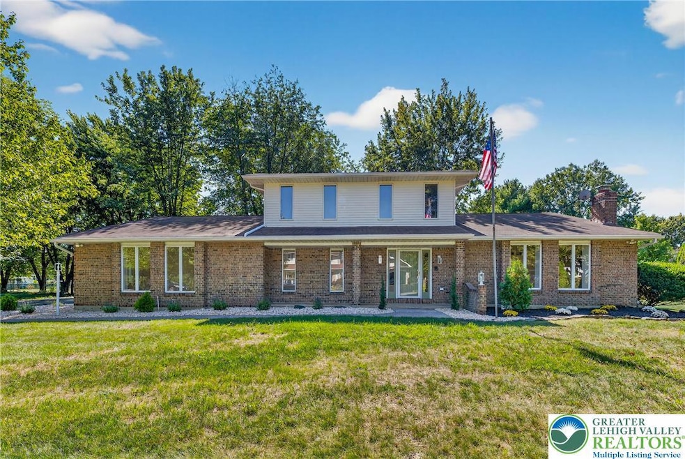 Sold $660,000 • Co-Listing Agent