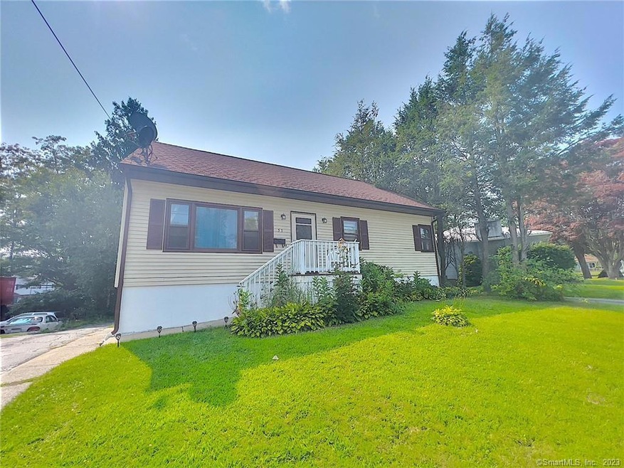 51 Harland Ave, Waterbury, CT 06705 - photo 1