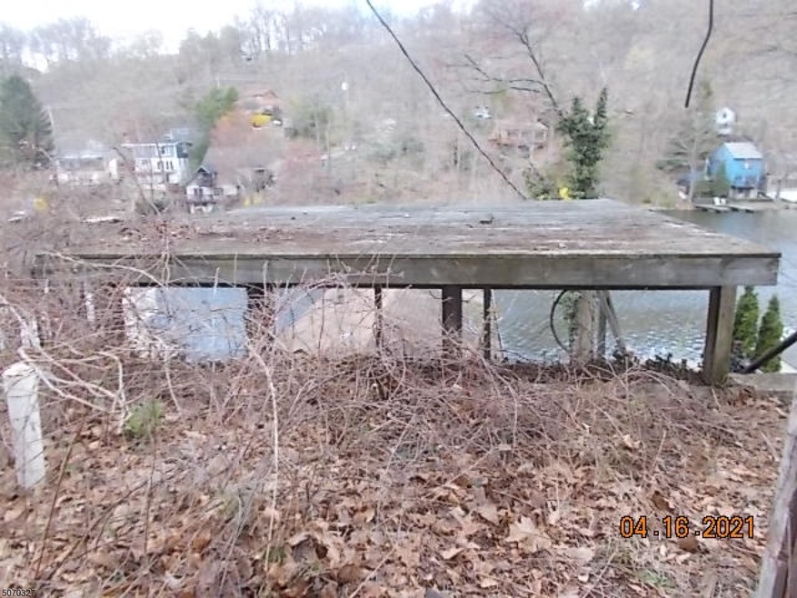 52 W River Styx Rd, Hopatcong, NJ 07843 - photo 1