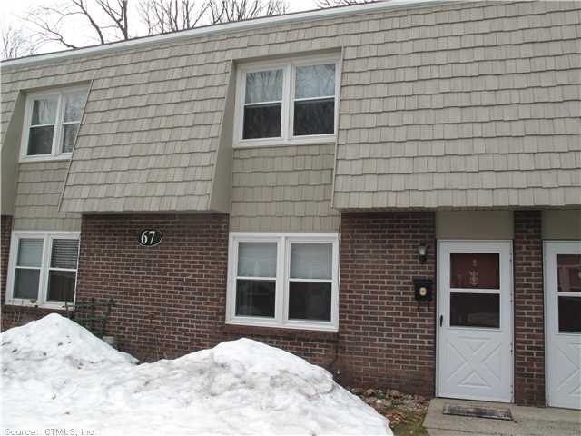 67 Dover Ct unit B, Branford, CT 06405 - photo 1