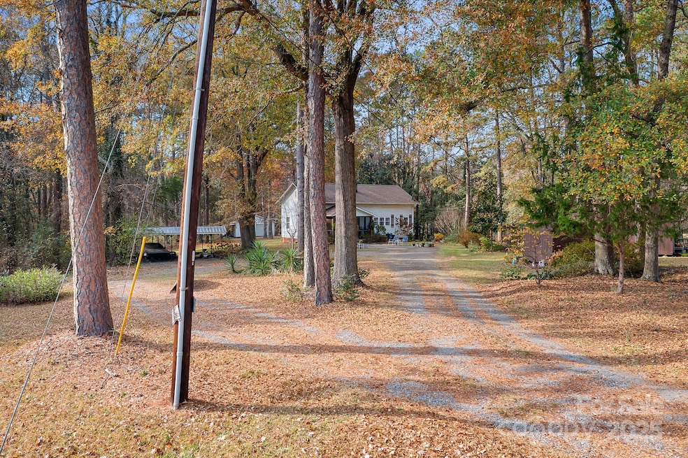 2024 S Point Rd, Belmont, NC 28012 - photo 1