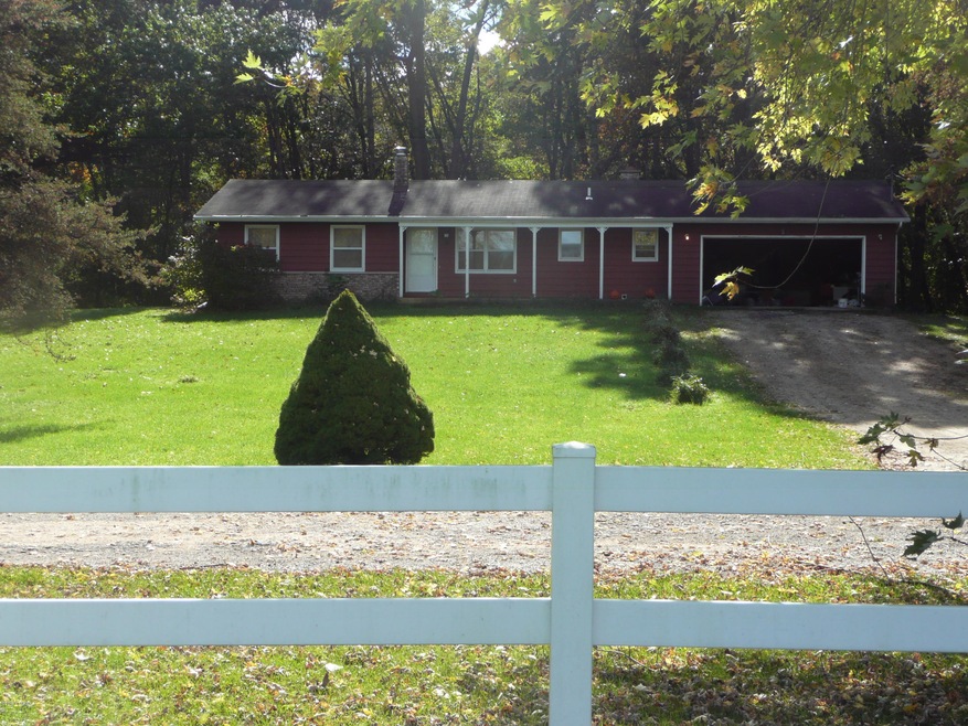 5679 W R Ave, Schoolcraft, MI 49087 - photo 1